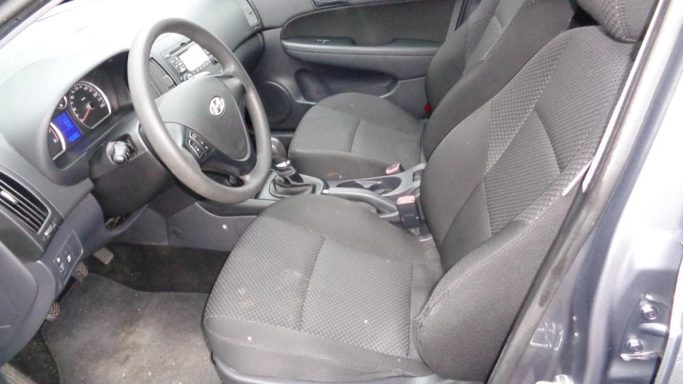Hyundai i30 blue drive 3