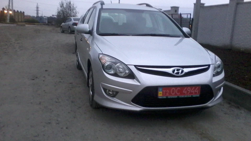 Hyundai i30 CW / Wagon (металік) 1.6 CRDI 2