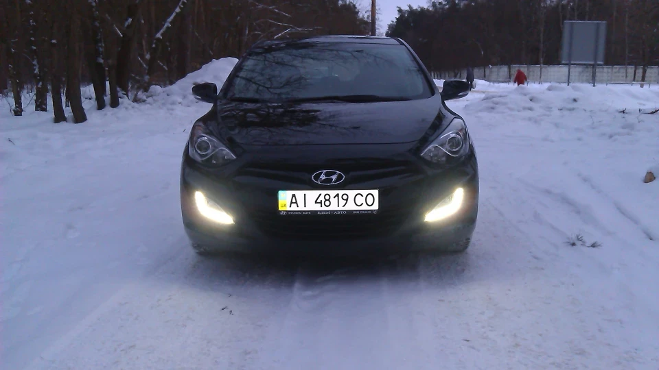 Hyundai i30 Express 1.6мт 3