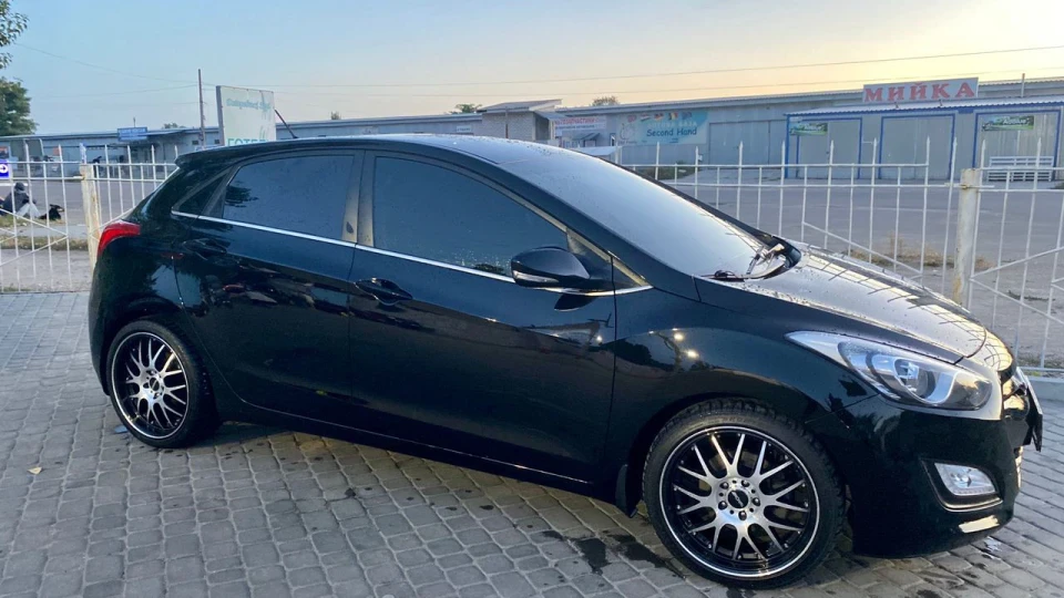 Hyundai i30 Материй Огризок 2