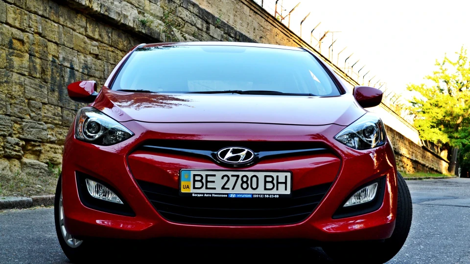 Hyundai i30 RedLine 5