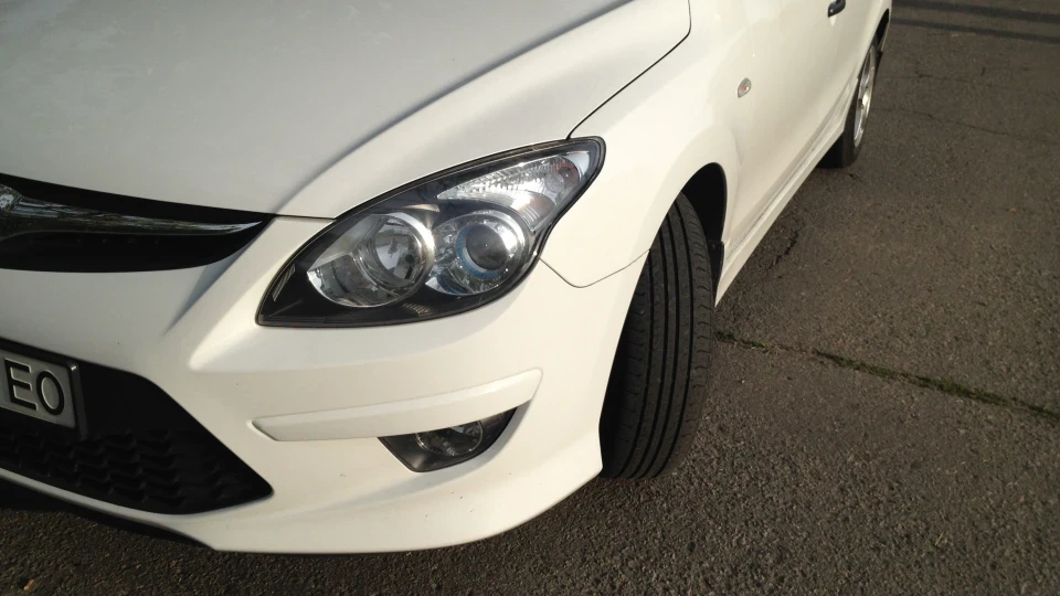 Hyundai i30 White Diesel Power 4