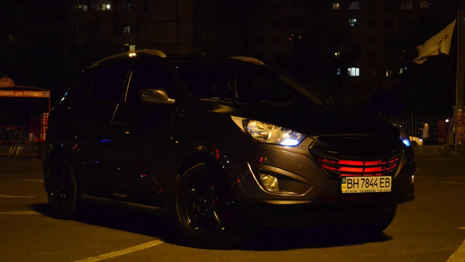 Hyundai ix35 Carbon Monster 2