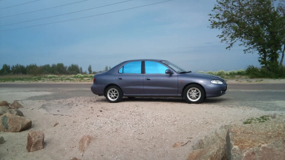 Hyundai Lantra 2