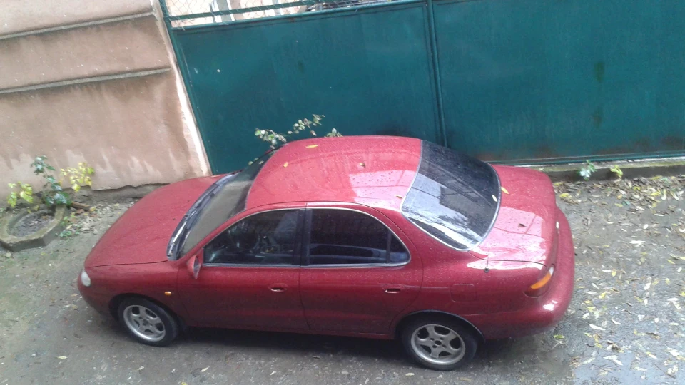 Hyundai Lantra 2