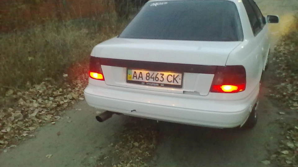 Hyundai Lantra Білосніжка)