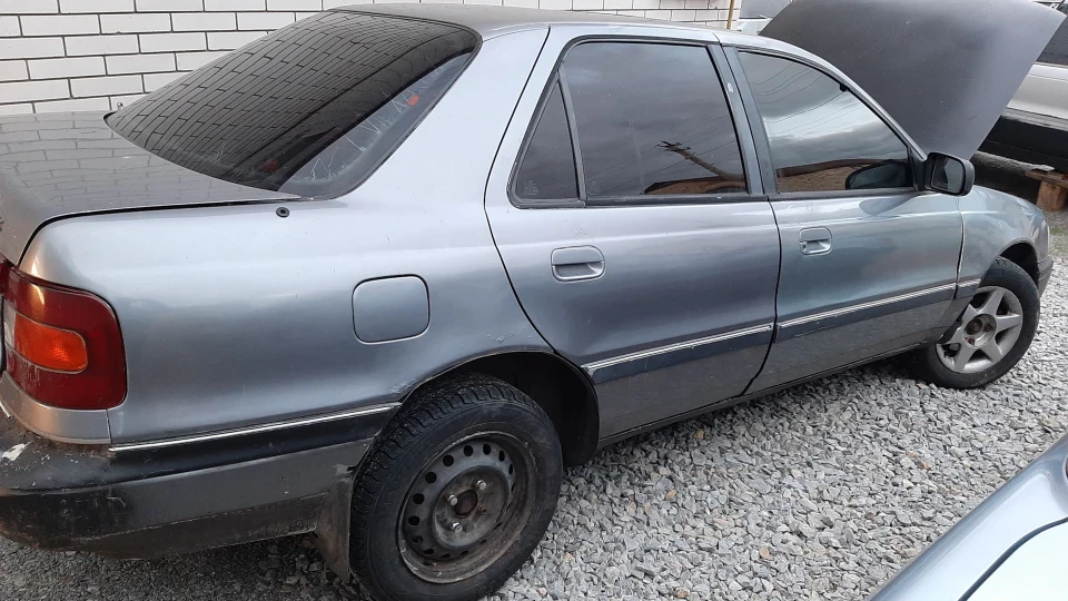 Hyundai Lantra Труп на шнурку) 2