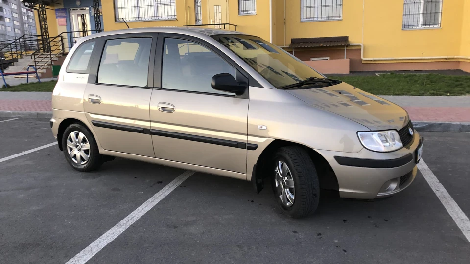 Hyundai Matrix 1.6 2
