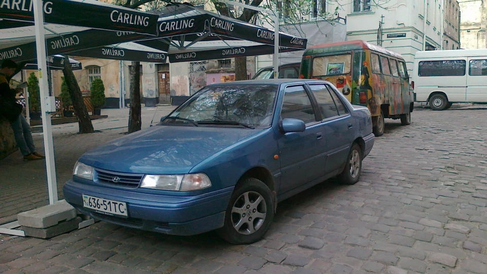 Hyundai Pony 2