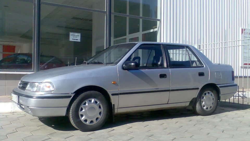 Hyundai Pony 1,5 кабр. 4