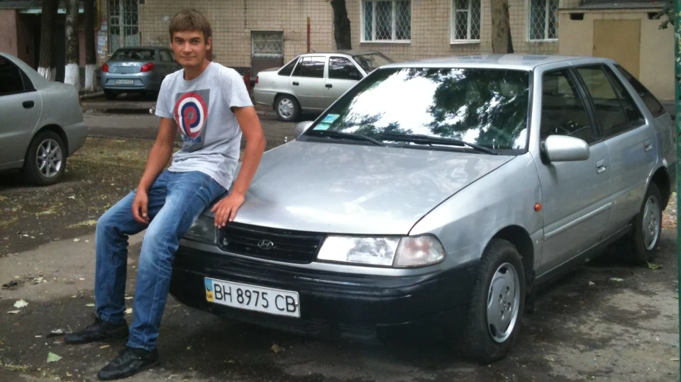 Hyundai Pony GLS 2
