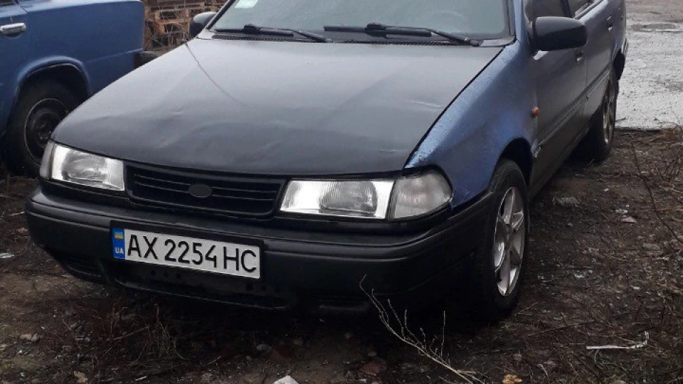 Hyundai Pony синя конячка 2
