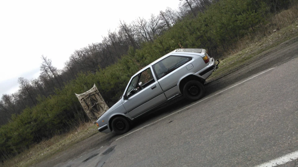 Hyundai Pony застукала Я 3