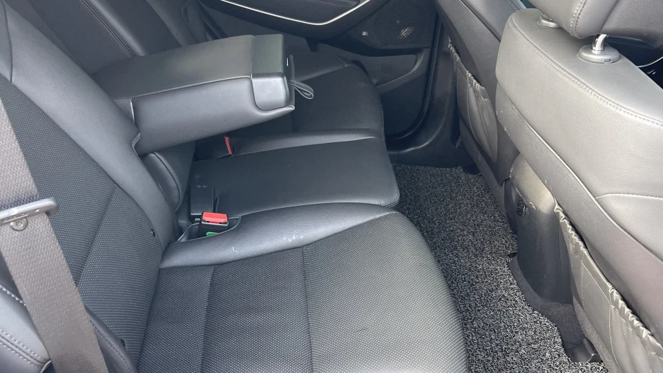 Hyundai Santa Fe 4