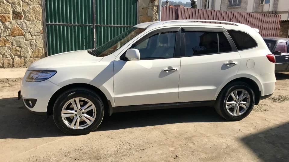 Hyundai Santa Fe 4