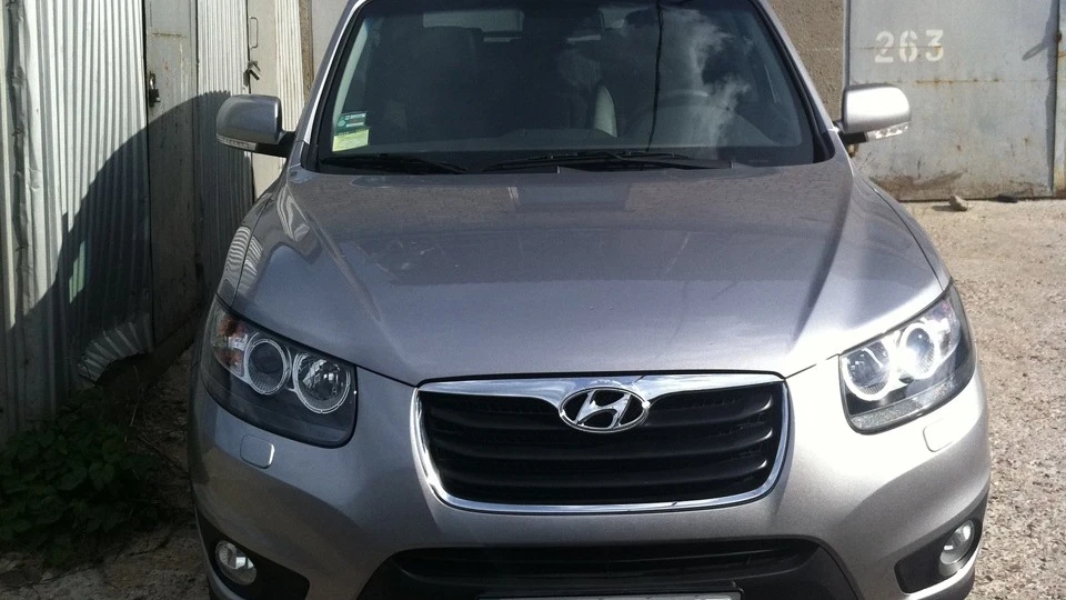 Hyundai Santa Fe 2010 197 л.с