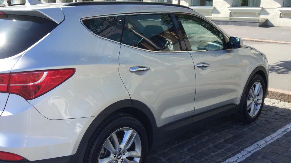 Hyundai Santa Fe 2.0T Sport 4WD 3