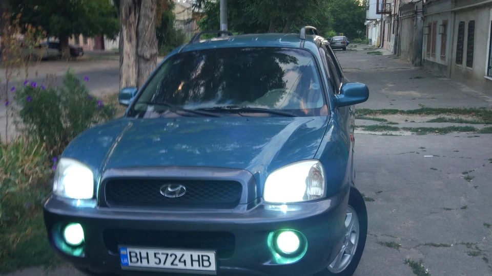 Hyundai Santa Fe 2,4 бензин ful time 4wd 2