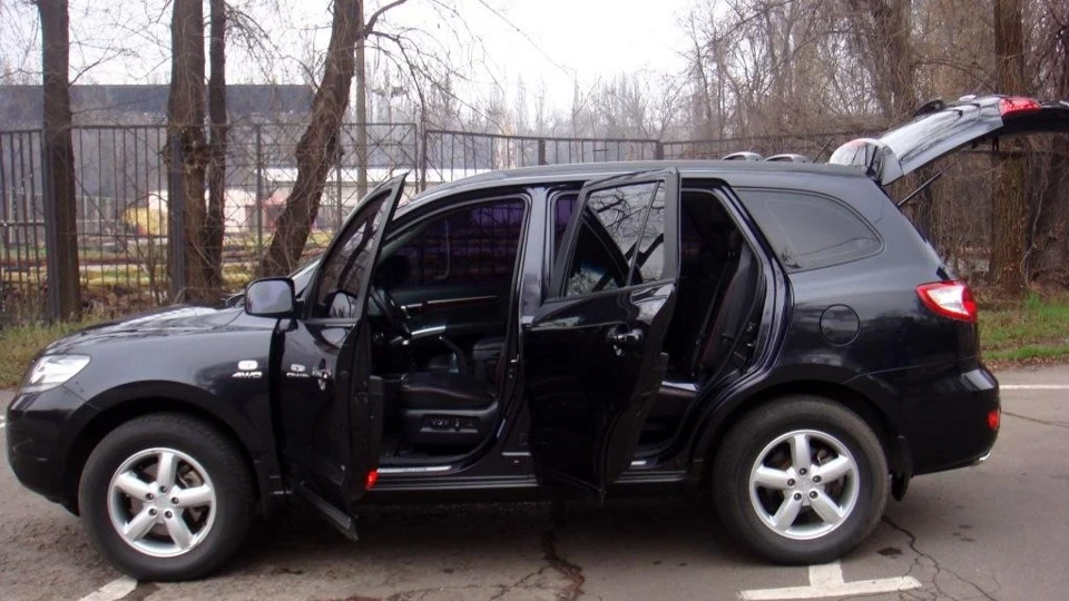 Hyundai Santa Fe 2.7 Бегомотик) 3