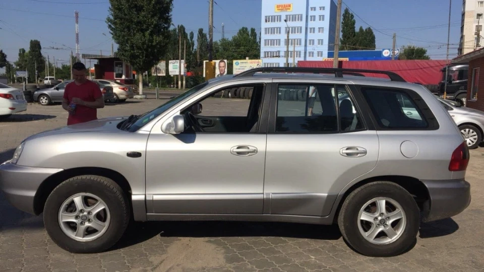Hyundai Santa Fe 2.7 бензин, автомат. 2