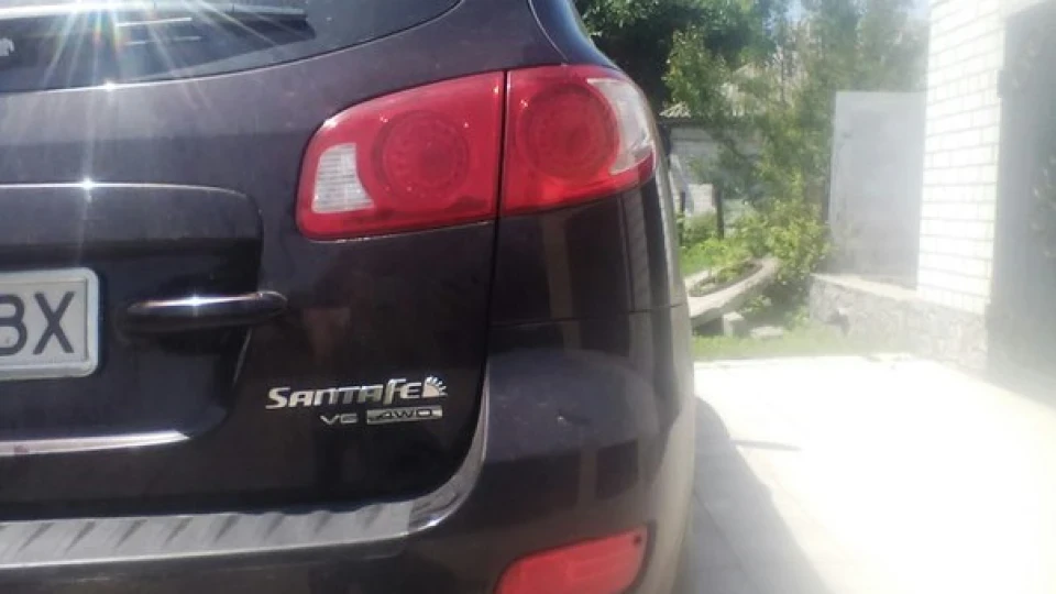 Hyundai Santa Fe 2.7 V6 2
