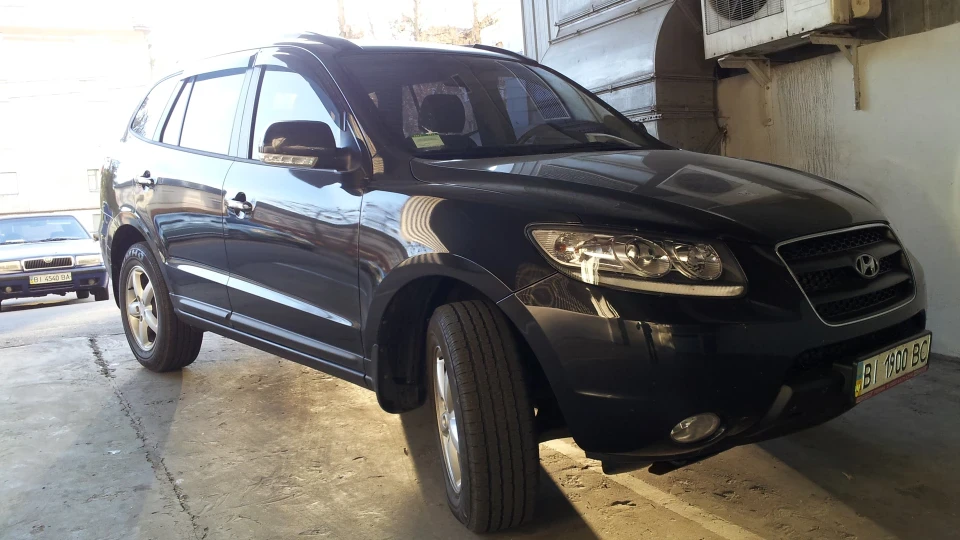 Hyundai Santa Fe 2.7 V6 2