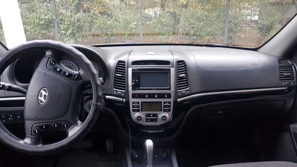 Hyundai Santa Fe 2.7 3