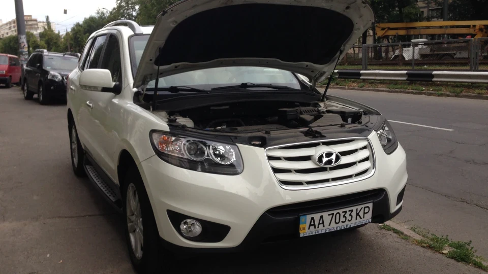 Hyundai Santa Fe Білий 2.4 3