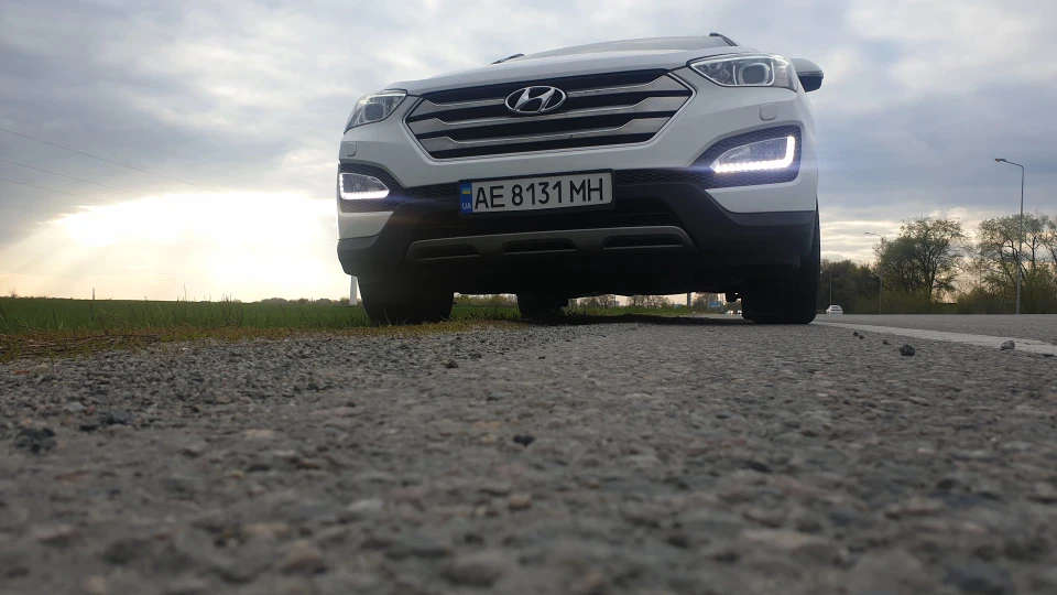 Hyundai Santa Fe Білий кіт 2