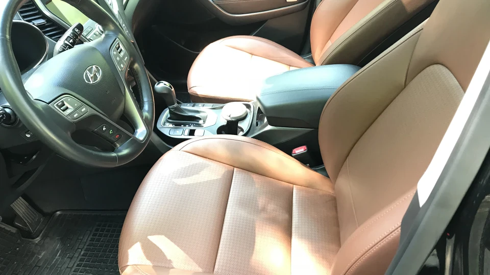Hyundai Santa Fe Чорний бегемот)