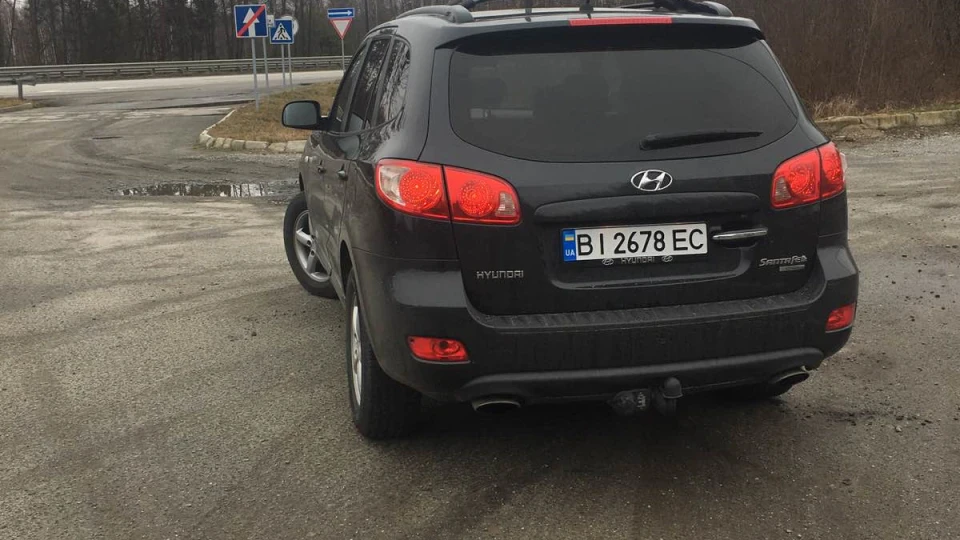 Hyundai Santa Fe Радикально чорний БоБ. 2