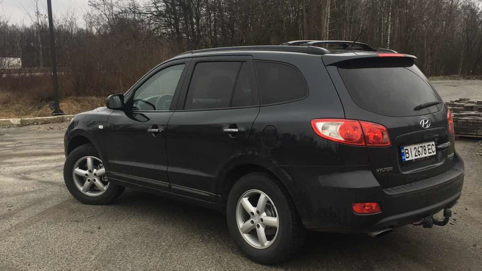 Hyundai Santa Fe Радикально чорний БоБ. 3