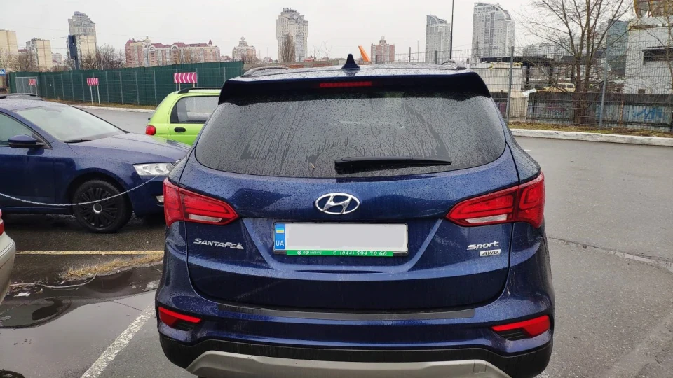 Hyundai Santa Fe Sport Deep Blue 2