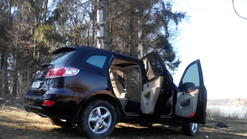 Hyundai Santa Fe Темний гранат 3