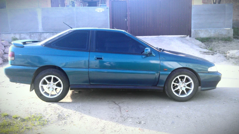 Hyundai Scoupe 3