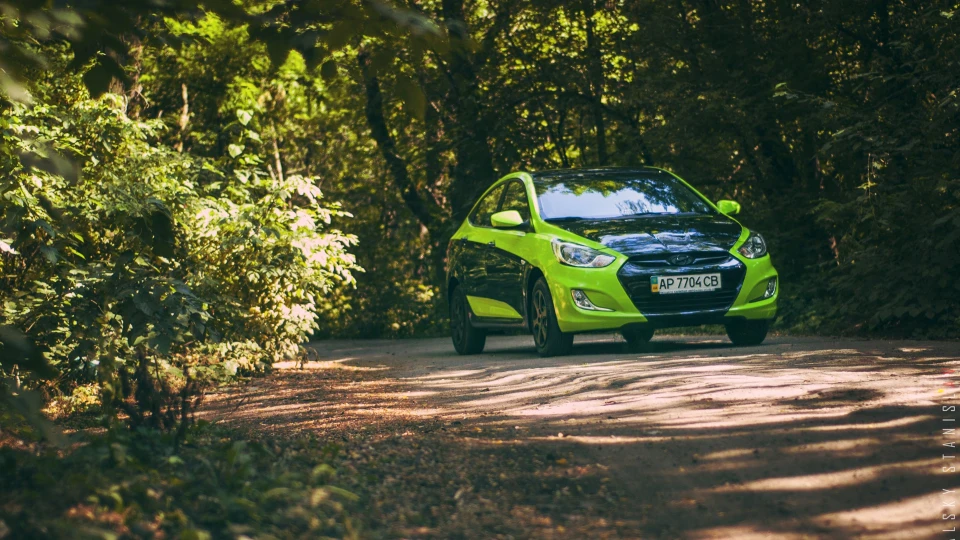 Hyundai Solaris Lime Green 2