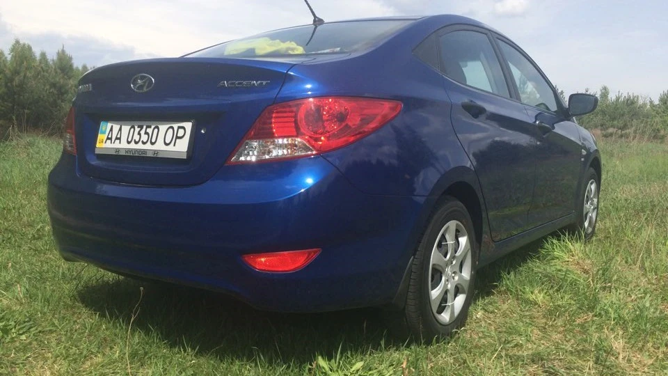 Hyundai Solaris Синій егоїст 5