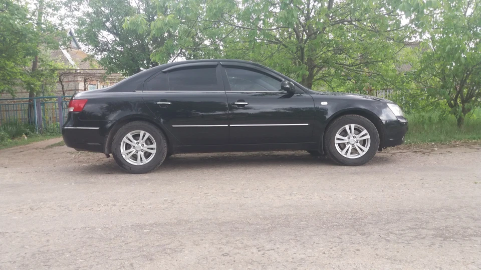Hyundai Sonata 5