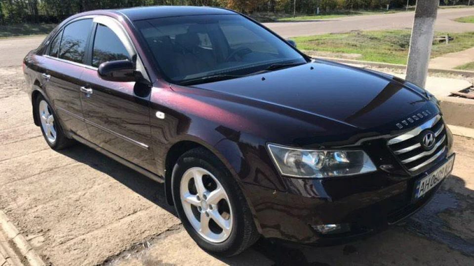 Hyundai Sonata 2