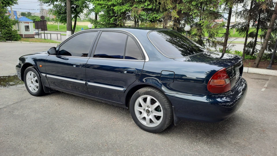 Hyundai Sonata 2