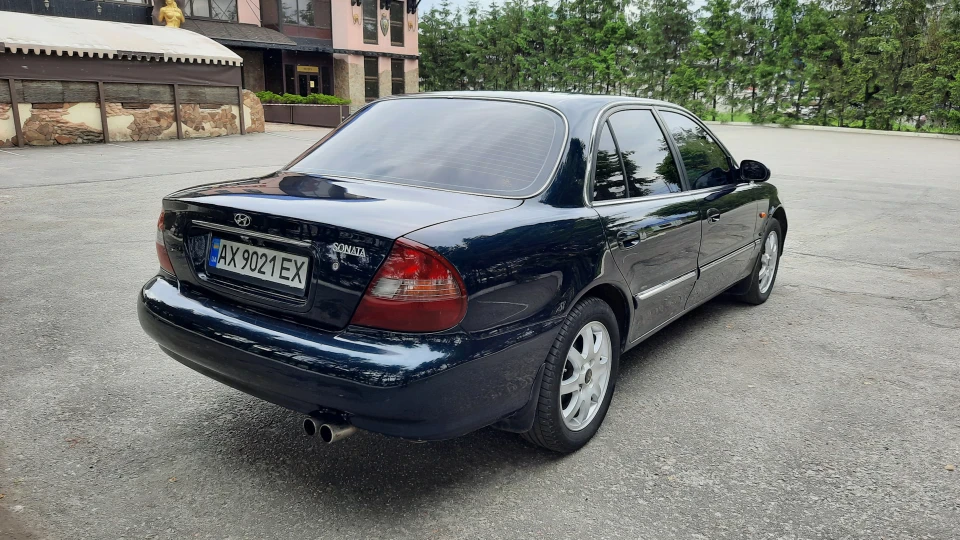 Hyundai Sonata 3
