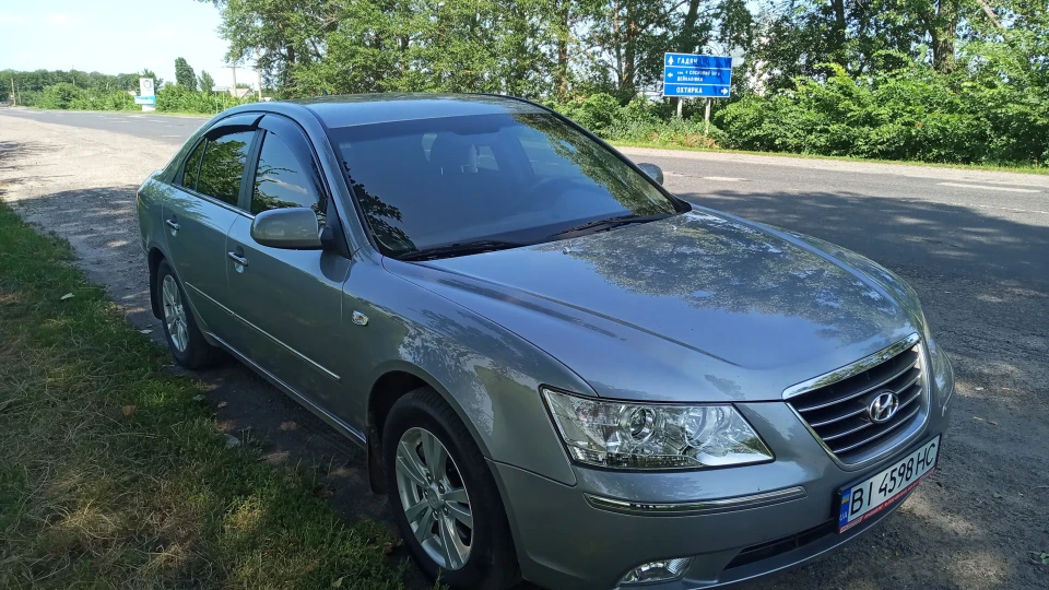 Hyundai Sonata 4