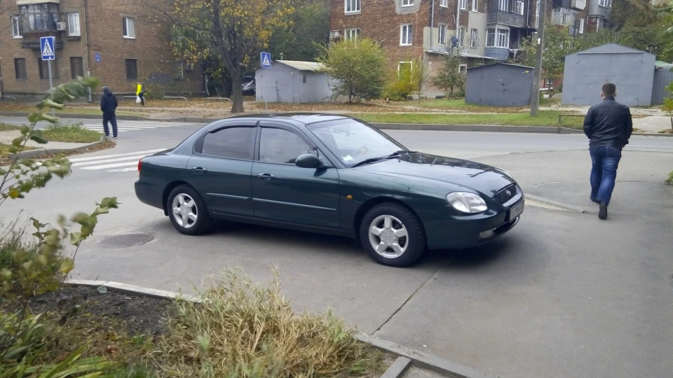 Hyundai Sonata 2