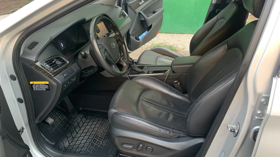 Hyundai Sonata 3