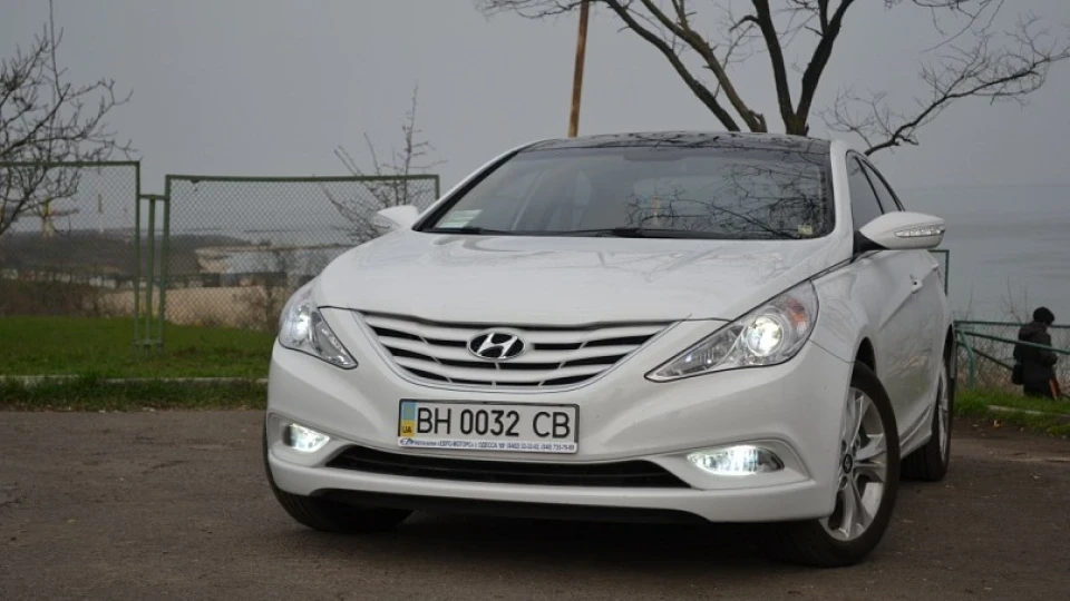 Hyundai Sonata 3