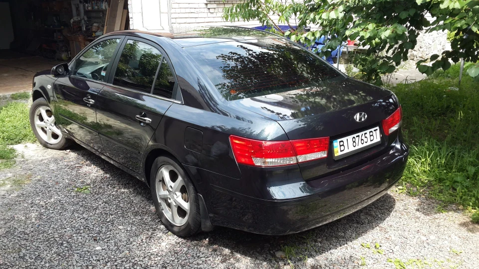 Hyundai Sonata 4