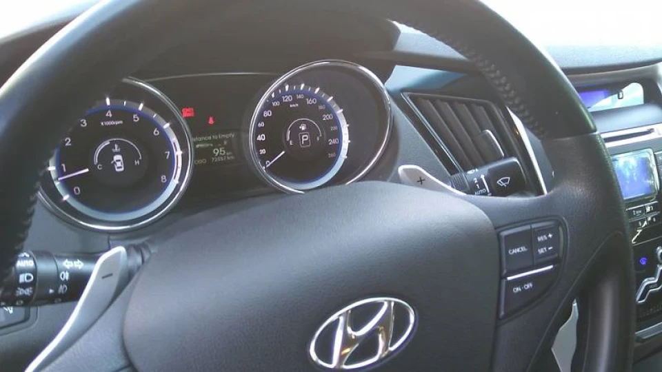 Hyundai Sonata 4