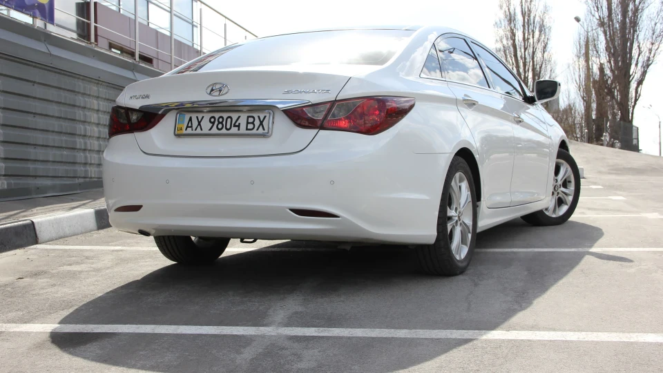 Hyundai Sonata 3