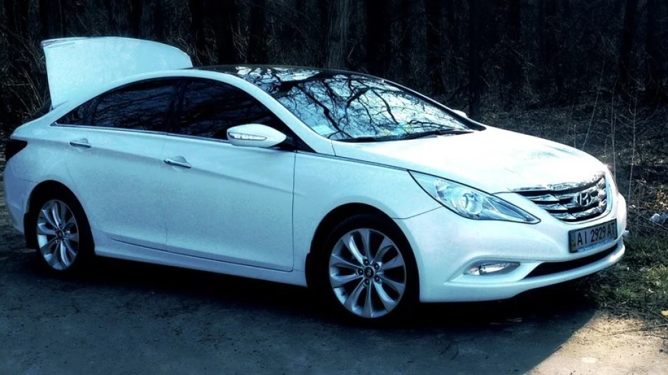 Hyundai Sonata 2