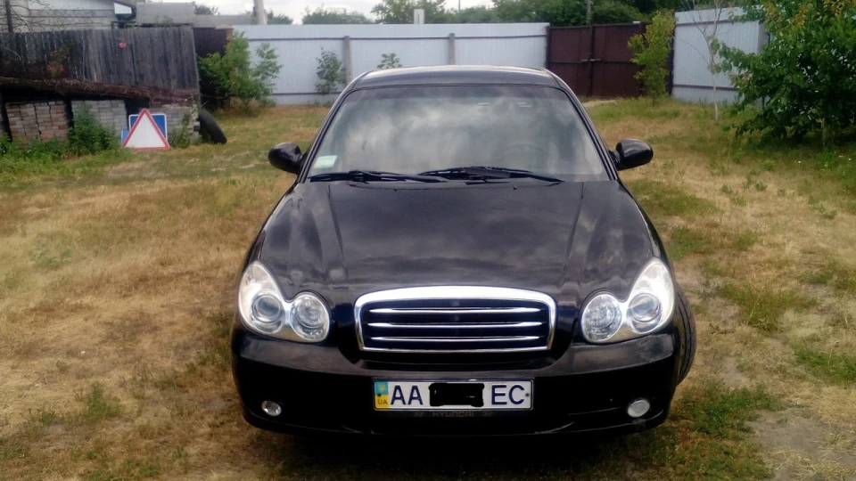 Hyundai Sonata 4